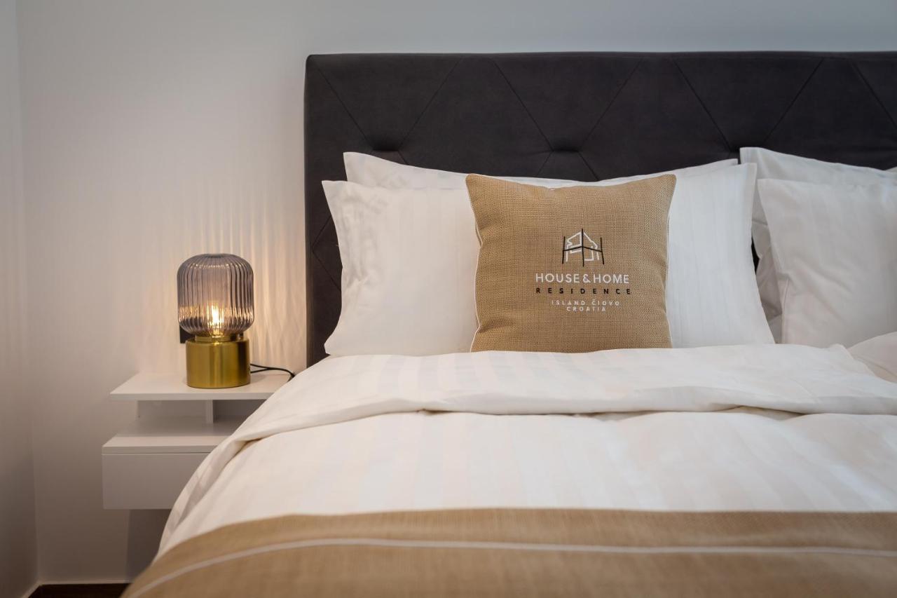 House & Apartment Slatine